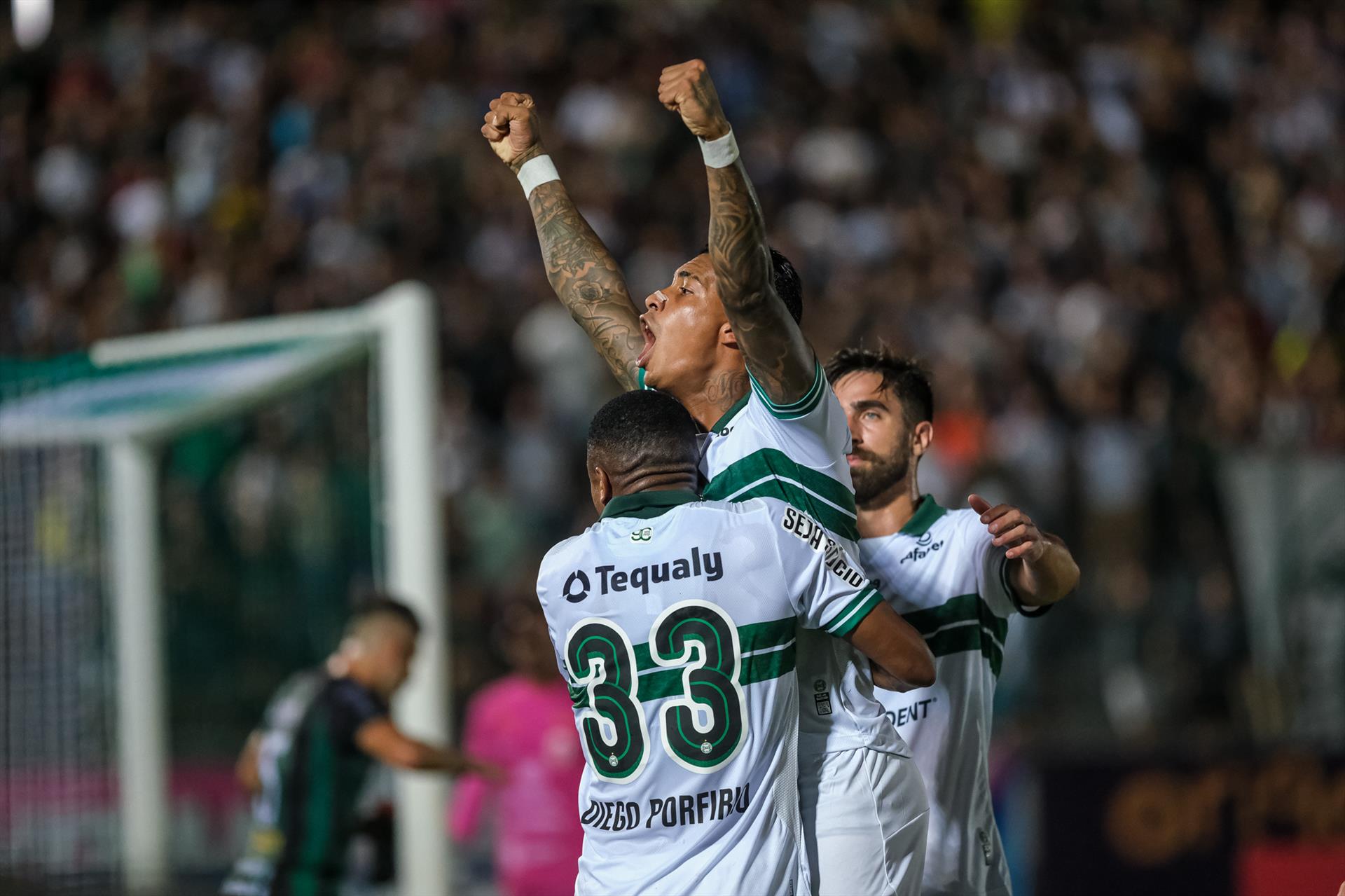 Coritiba Vence O Maringá E Se Mantém 100% No Campeonato Paranaense ...